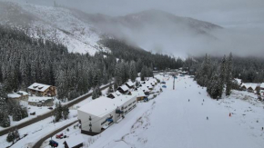 YOLOJ sk - Garage parking - Ski in Ski Out